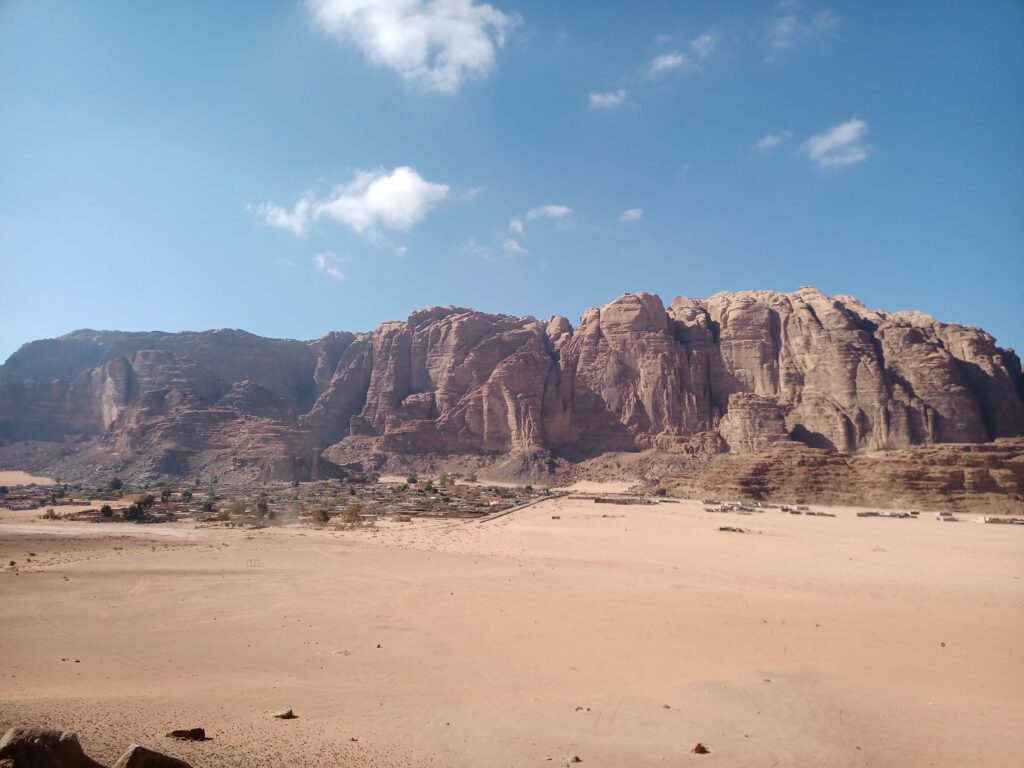 Jebel Rum face Est